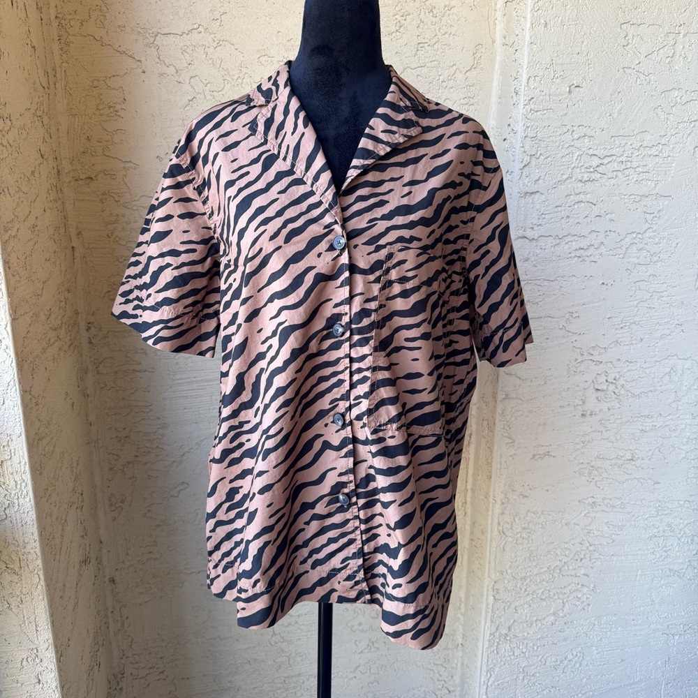 Everlane Women's Animal Print Shirt Sz S Brown Black Button Up Top Pocket